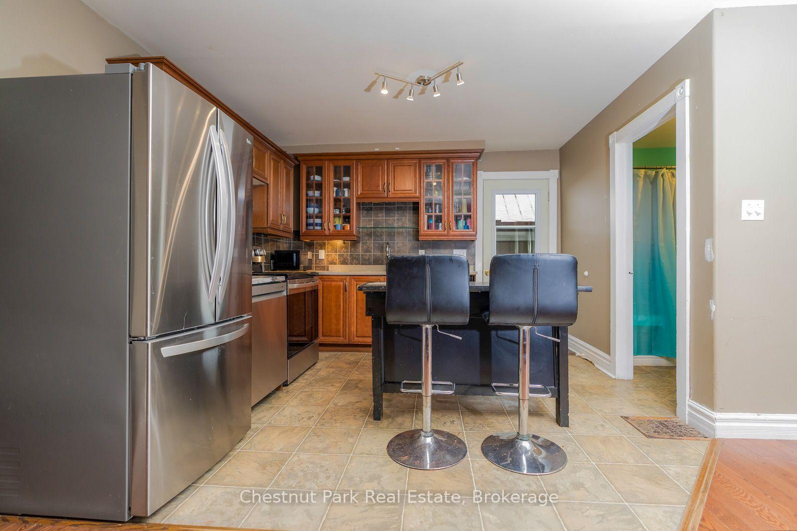 4 Bedroom Single Family Home/House's Image 28