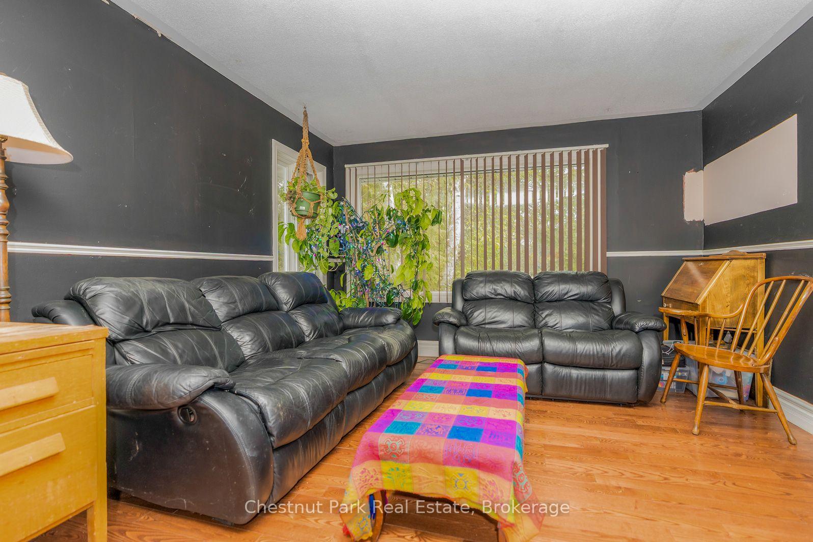 4 Bedroom Single Family Home/House's Image 27
