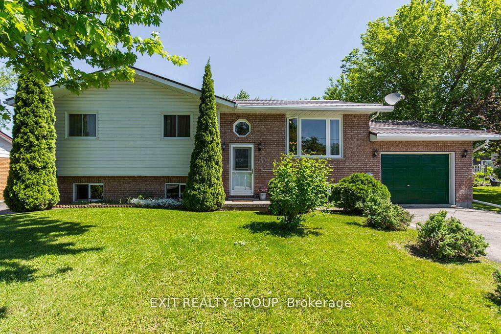 147 Baldwin Street Brighton Ontario Canada Sale residential Sandy Gardner Royal LePage Frank Real Estate Brokerage*