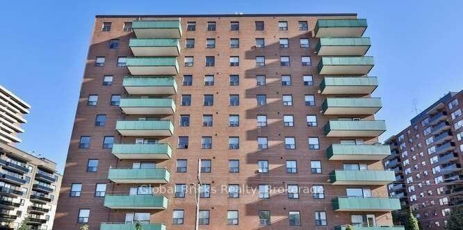 501 - 49 Queen Street E Mississauga Ontario Canada Sale residential Elena Vankevich Brokerage Information: Not available, please contact website owner