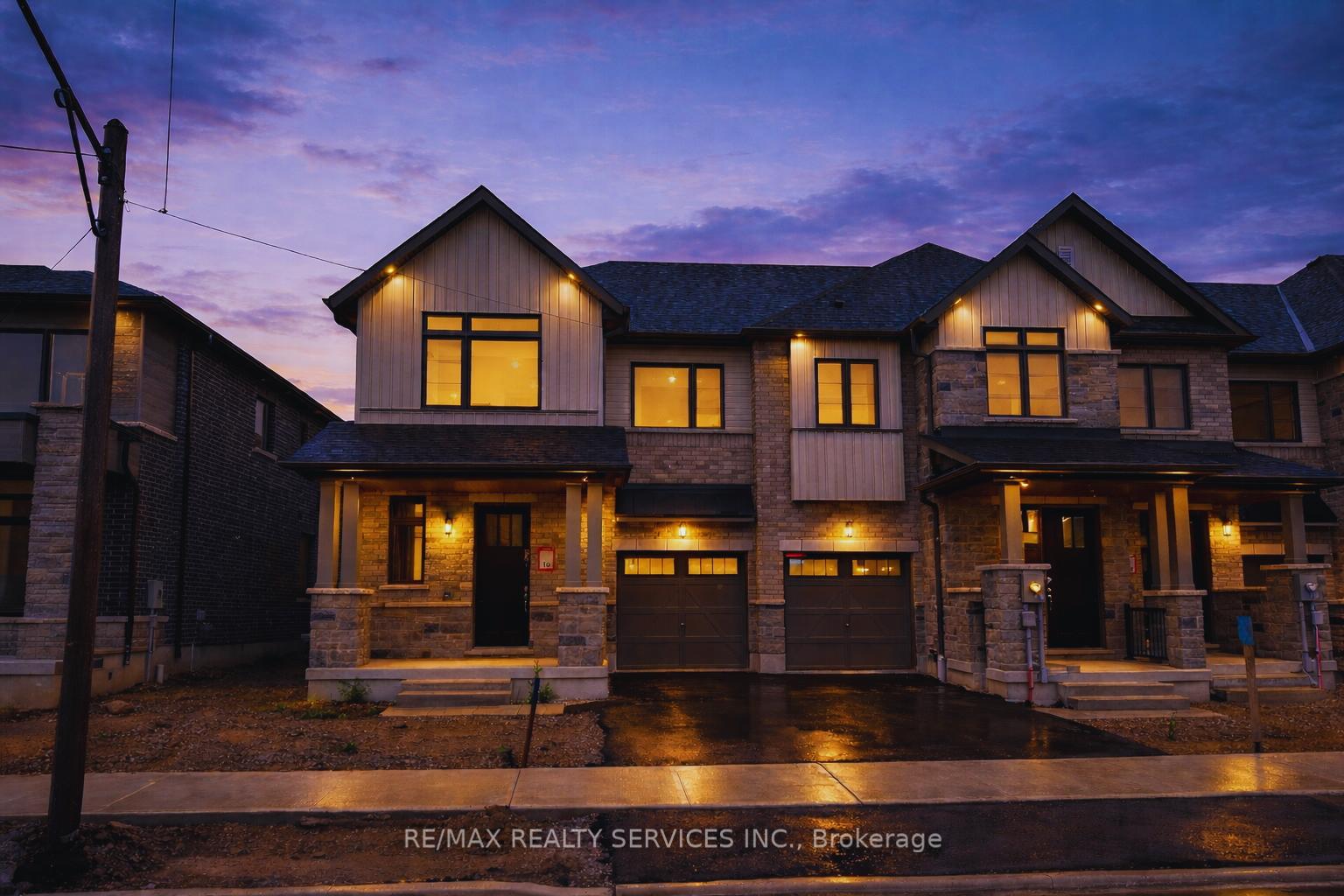10 Molnar Crescent Brantford Ontario Canada Sale residential CJ Singh RE/MAX Realty Services Inc., Brokerage*