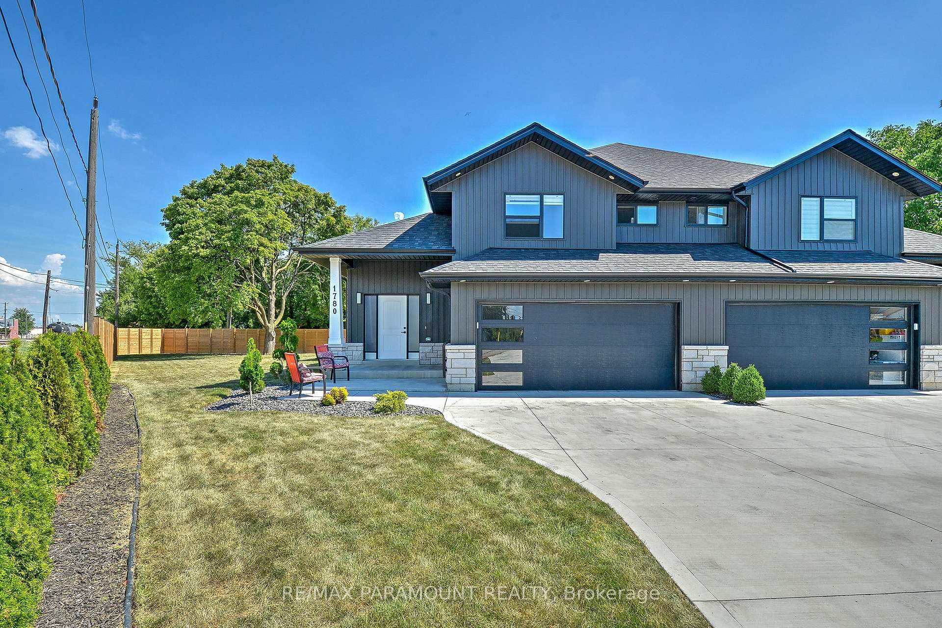 1780 Pierre Avenue Windsor Ontario Canada Sale residential Deep Kumar RE/MAX Paramount Realty, Brokerage*