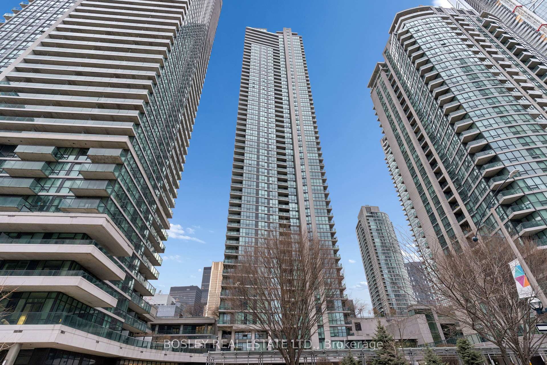 4501 - 16 Harbour Street Toronto Ontario Canada Sale residential Mary Kapches Bosley Real Estate, Brokerage *