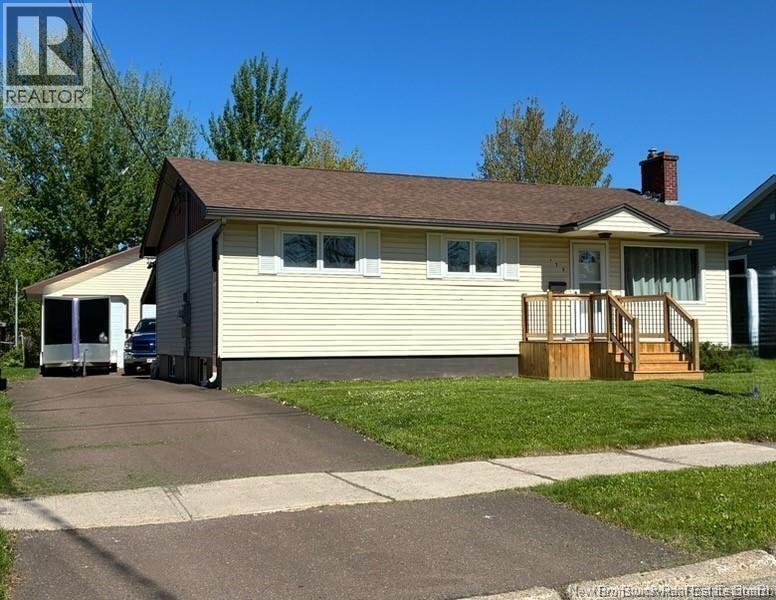175 Second Avenue Moncton New Brunswick Canada Sale residential Nancy Macpherson RE/MAX AVANTE
