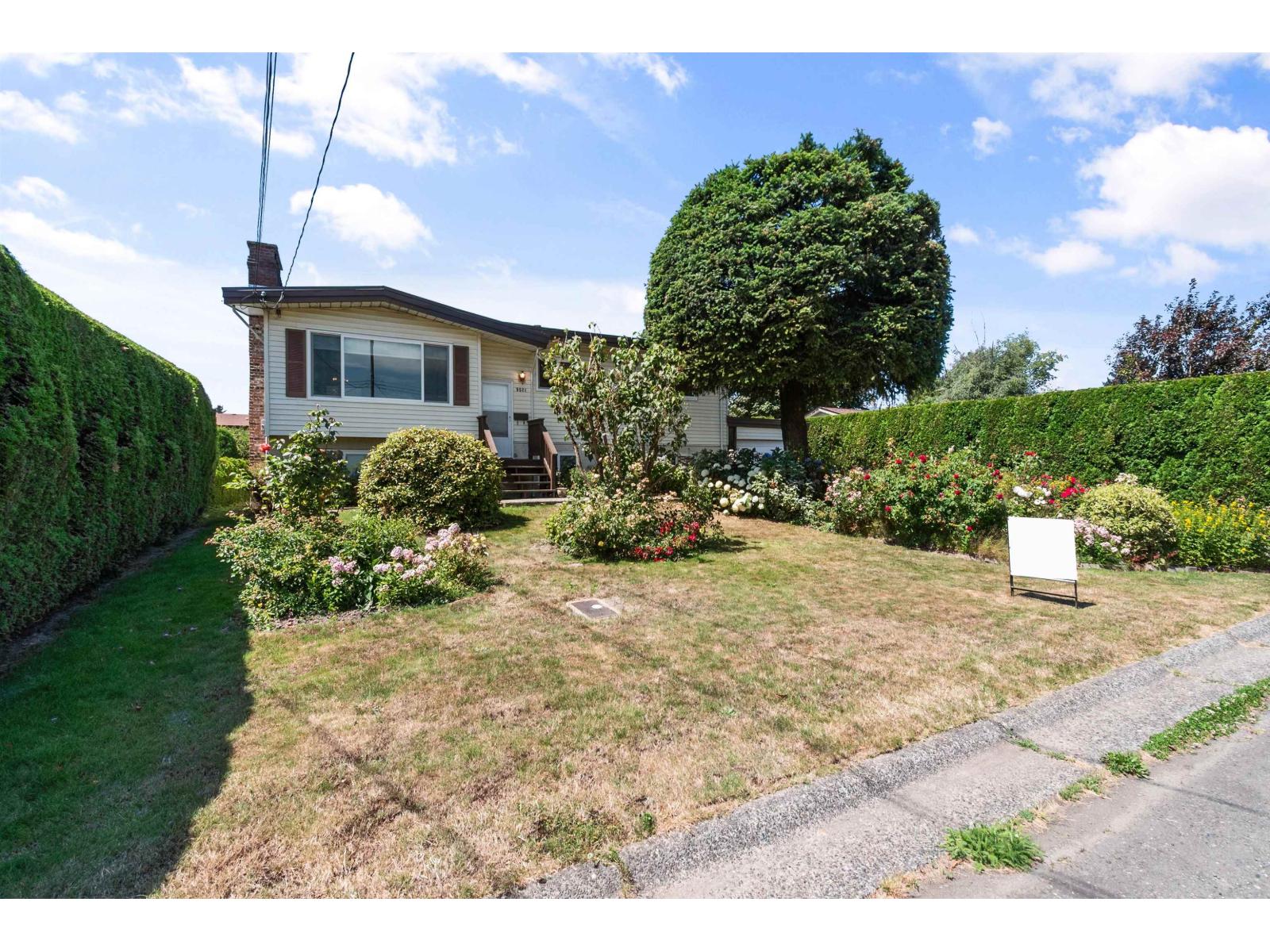 9521 PAULA CRESCENT|Chilliwack P Chilliwack British Columbia Canada Sale residential Kevin Jelski Pathway Executives Realty Inc.