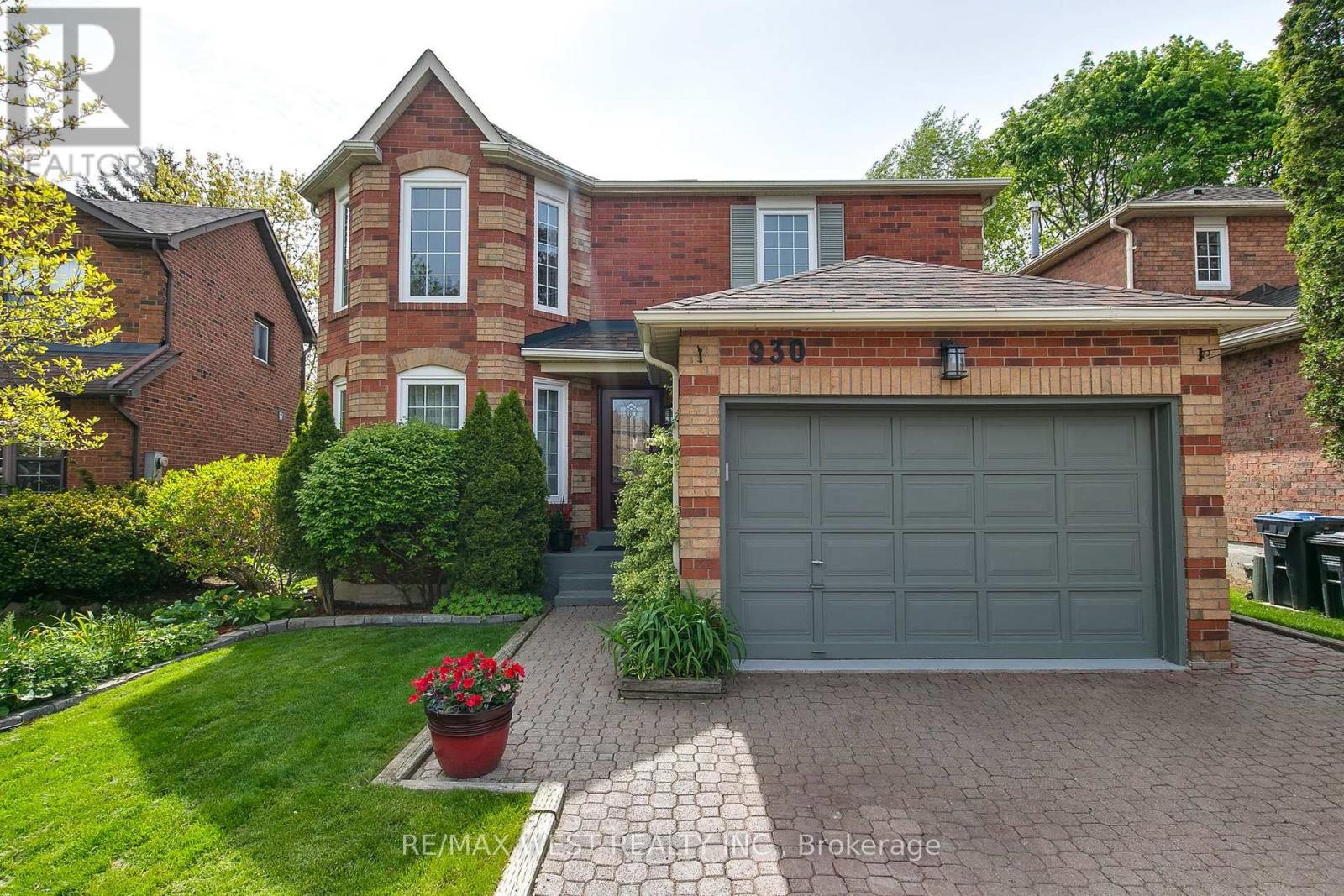 930 Maramis Court Mississauga Ontario Canada Sale residential KHALID BUTT RE/MAX West Realty Inc., Brokerage *