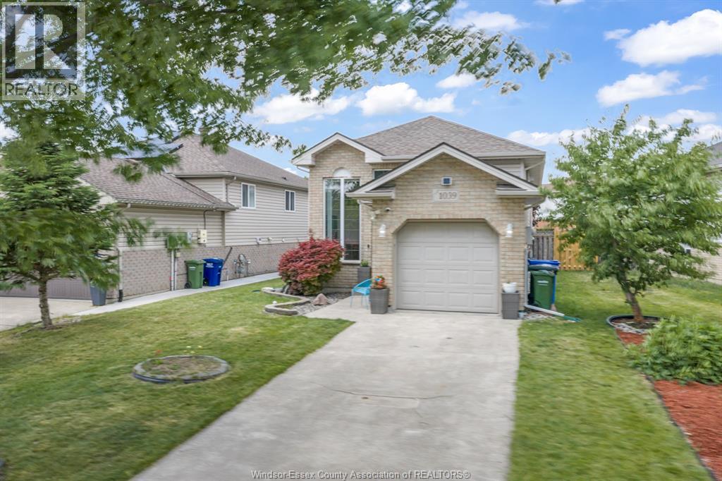 1039 SILVERDALE Windsor Ontario Canada Sale residential Nevena Malivuk Right at Home Realty, Brokerage*