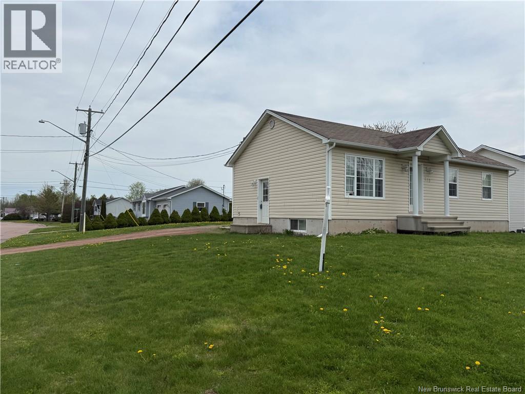333 Twin Oaks Moncton New Brunswick Canada Sale residential   EXIT Realty Associates