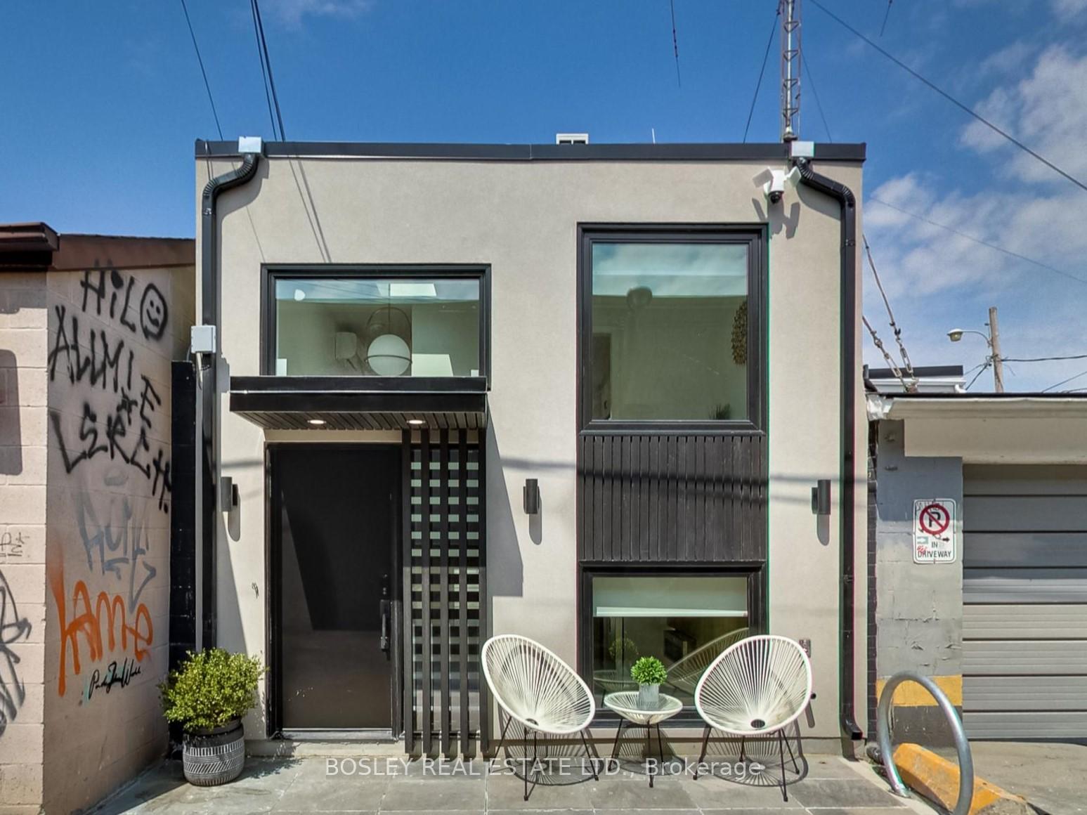 13R Mansfield Avenue Toronto Ontario Canada Rent residential Mary Kapches Bosley Real Estate, Brokerage *