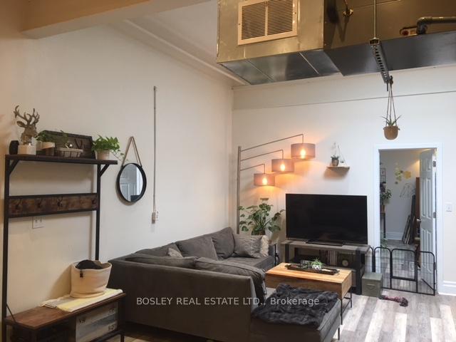 203 - 137 Roncesvalles Avenue Toronto Ontario Canada Rent residential Mary Kapches Bosley Real Estate, Brokerage *
