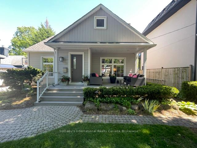 32 Anderson Street Oakville Ontario Canada Sale residential   AKARAT Group Inc.