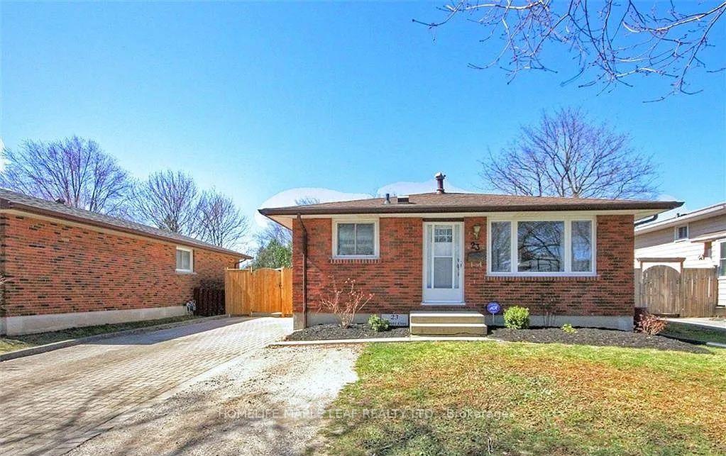 23 Barrett Crescent London South Ontario Canada Sale residential Amjad Shafi HomeLife Maple Leaf Realty Ltd., Brokerage *