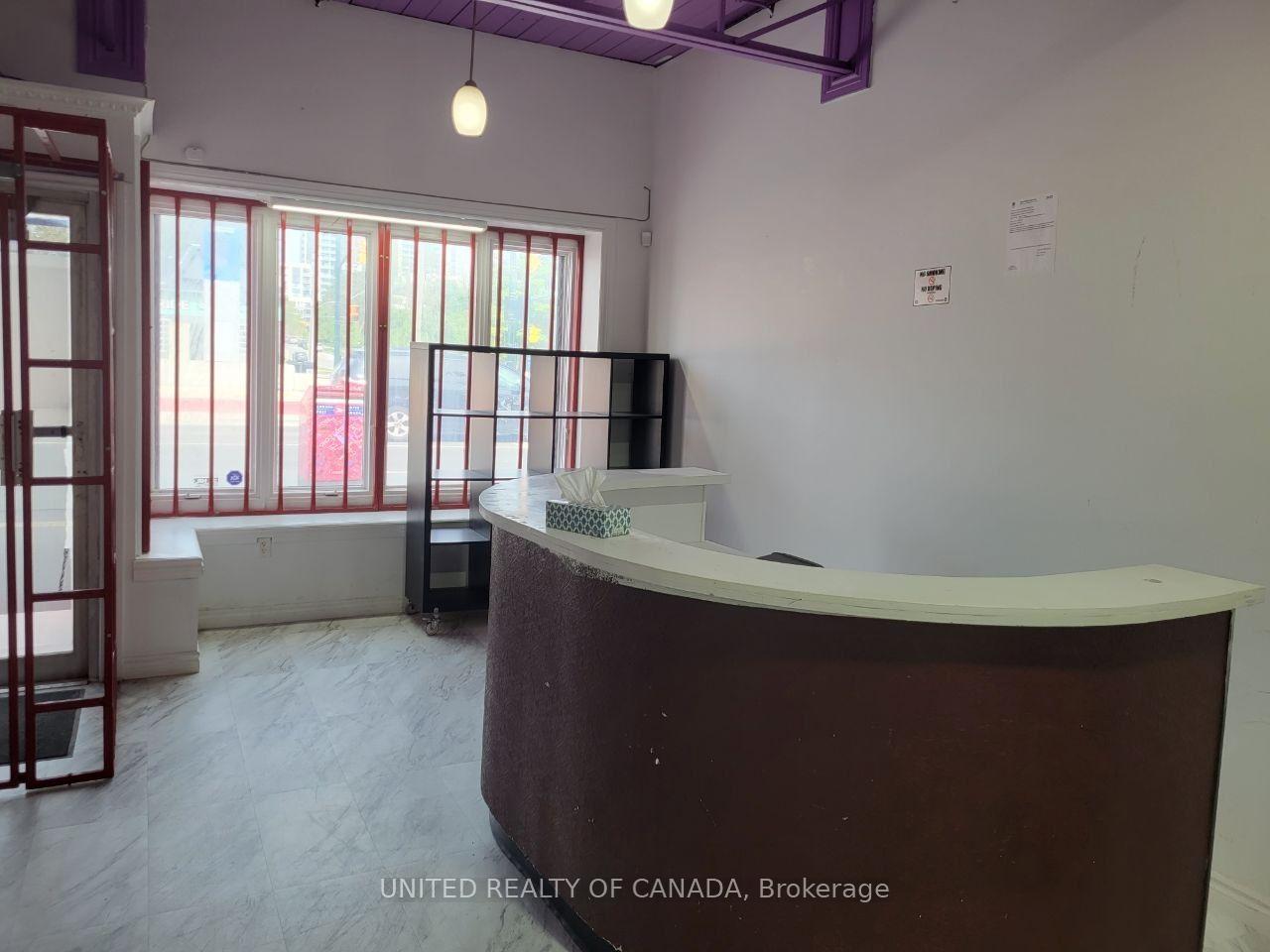 93 Wellington Street London East Ontario Canada Lease commercial   UNITED REALTY OF CANADA, INC. BROKERAGE*
