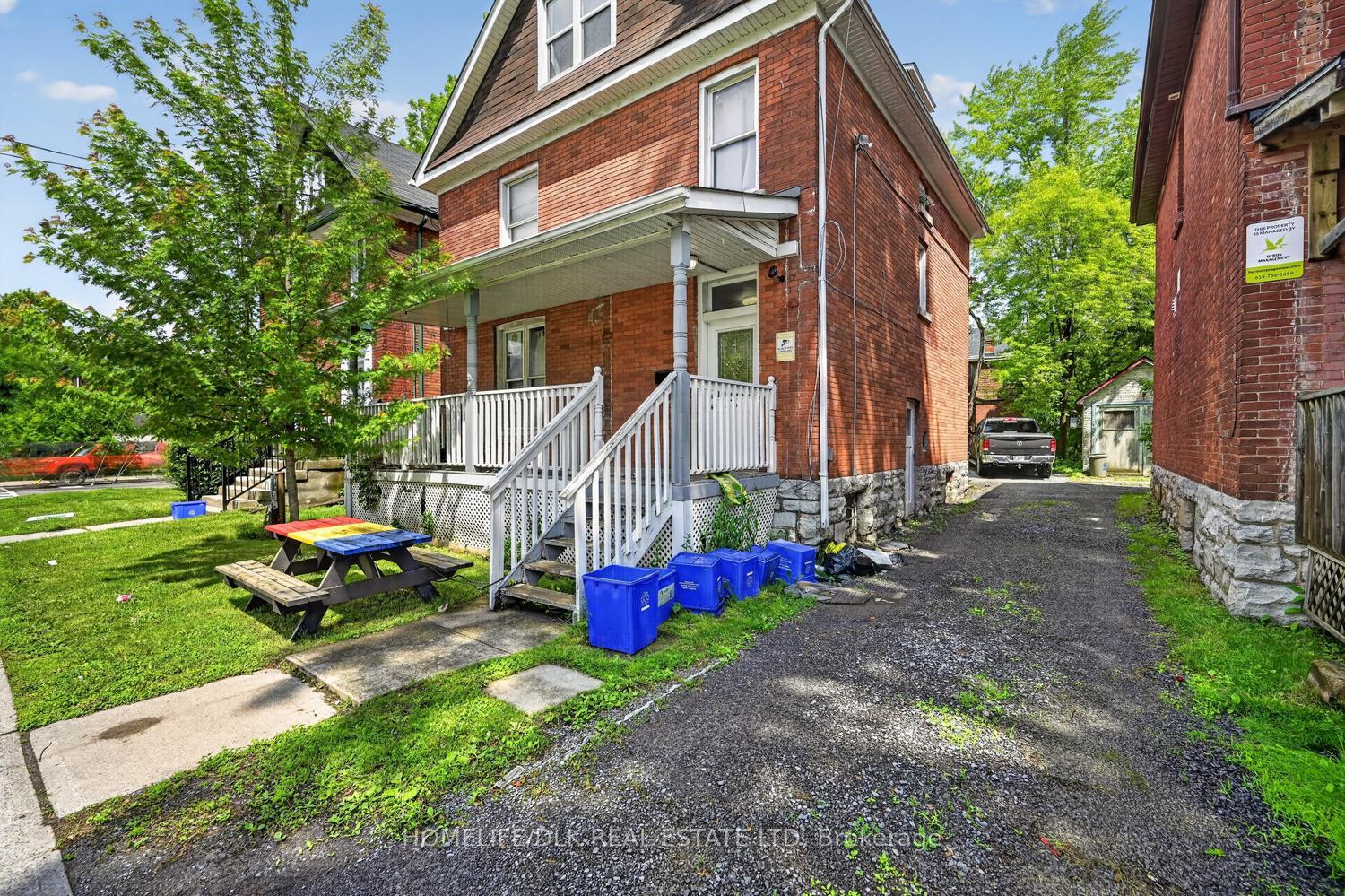 561 Johnson Street Kingston Ontario Canada Sale residential   HomeLife/DLK Real Estate Ltd., Brokerage*
