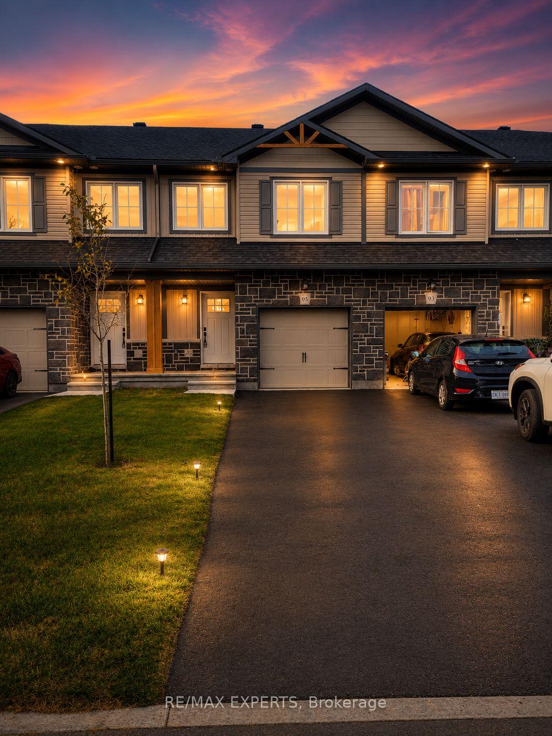95 WHITCOMB Crescent E Smiths Falls Ontario Canada Sale residential Francesco De Dominicis Re/Max Experts, Brokerage*