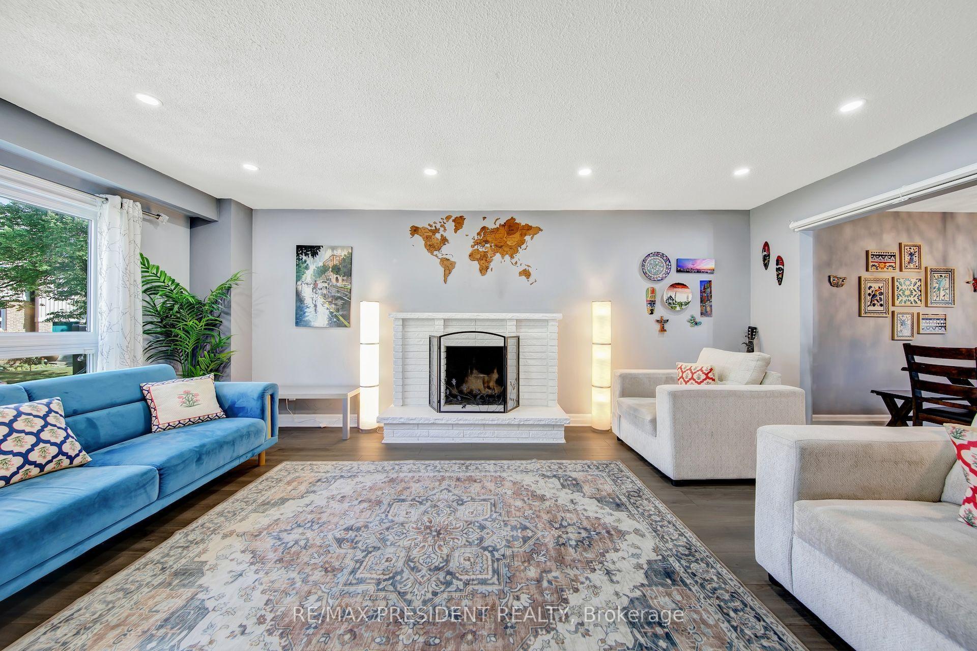 9 - 7080 Copenhagen Road Mississauga Ontario Canada Sale residential Chris Allen,B.A. RE/MAX REALTY ENTERPRISES INC.
