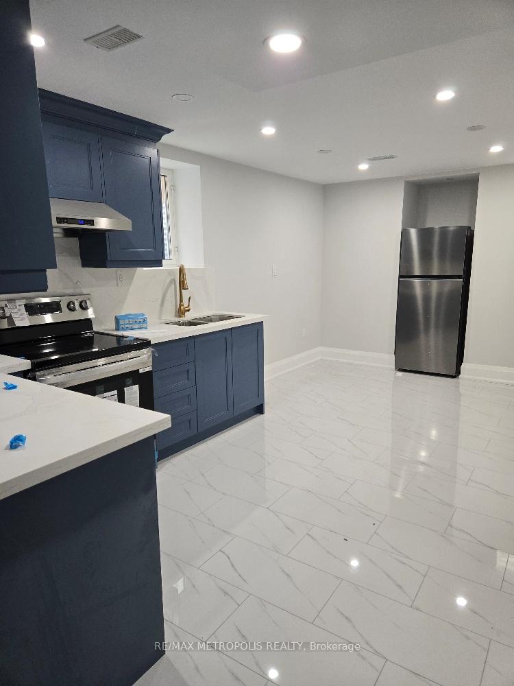 Basement - 1136 Enchanted Crescent Pickering Ontario Canada Rent residential   RE/MAX Metropolis Realty Brokerage*