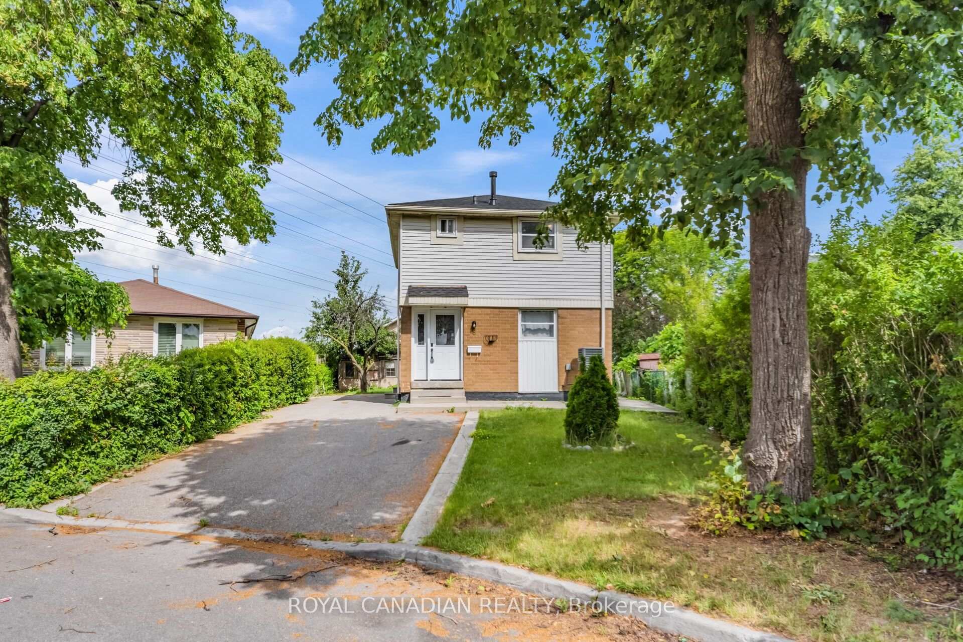 6 Damascus Drive Toronto Ontario Canada Sale residential Naveen Vadlamudi ROYAL CANADIAN REALTY, BROKERAGE*