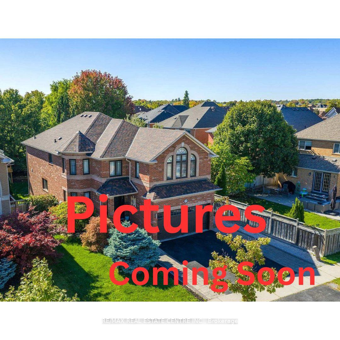 49 Miller Drive Halton Hills Ontario Canada Sale residential Vik Mehmi RE/MAX Real Estate Centre Inc., Brokerage *