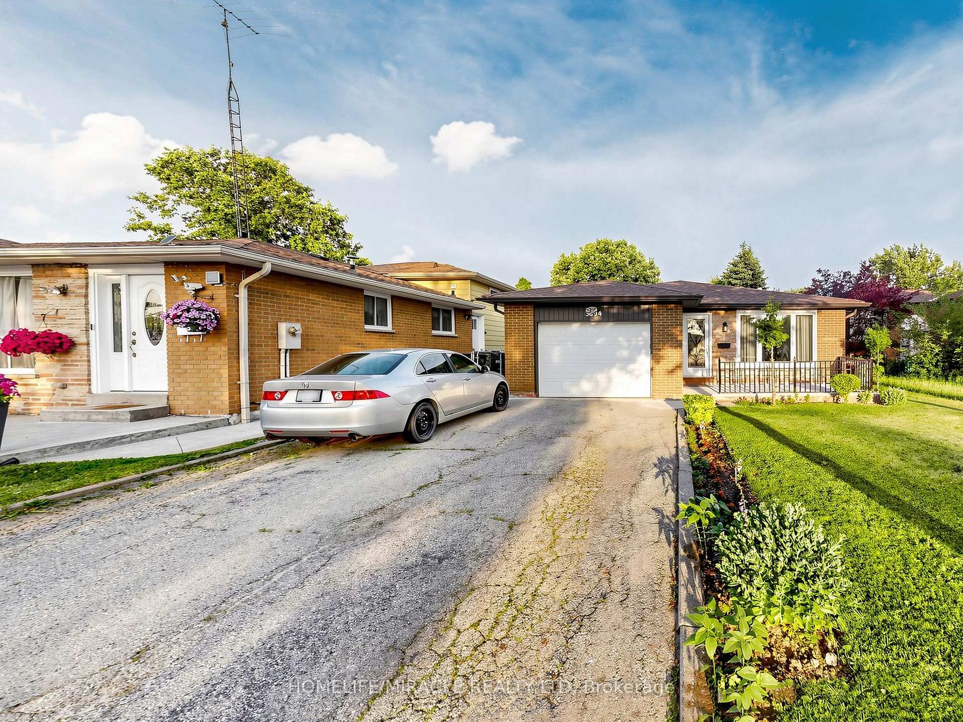 3694 Brandon Gate Drive Mississauga Ontario Canada Sale residential   HomeLife/Miracle Realty Ltd., Brokerage*
