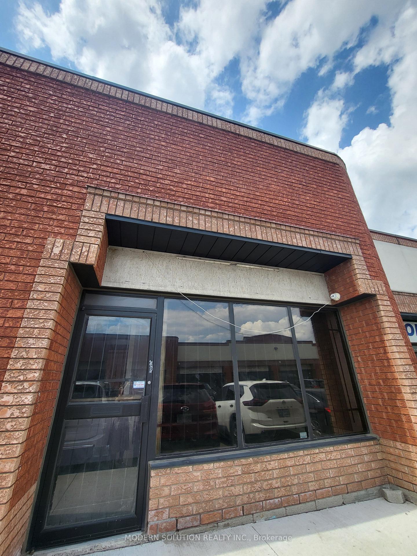 16 - 6790 Davand Drive Mississauga Ontario Canada Lease commercial Majid Golchini Modern Solution Realty Inc., Brokerage*