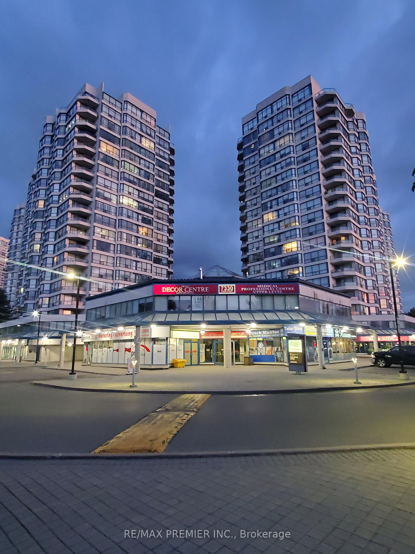 105 - 7330 Yonge Street Vaughan Ontario Canada Lease commercial Alex Miranda RE/MAX PREMIER INC. Brokerage*