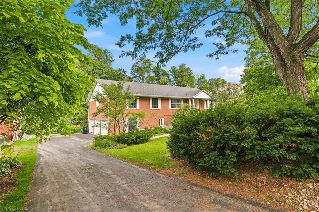 36 Maple Hill Drive Kitchener Ontario Canada Sale residential Rob Piombini HomeLife Power Realty Inc., Brokerage *