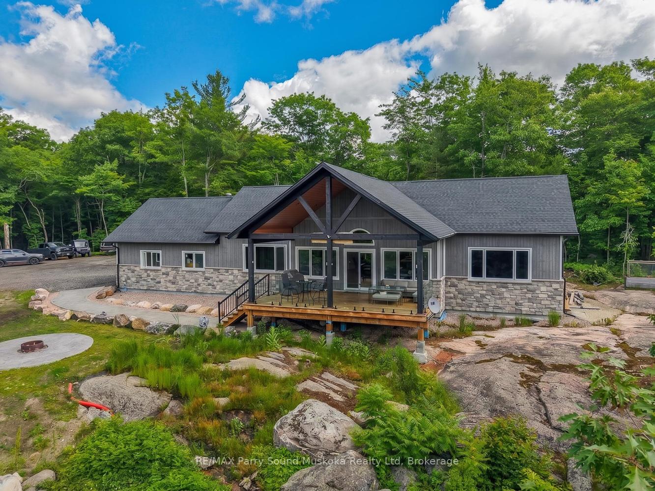 800 Inverlochy Road Carling Ontario Canada Sale residential Gary Phillips RE/MAX PARRY SOUND MUSKOKA REALTY LTD., BROKERAGE*
