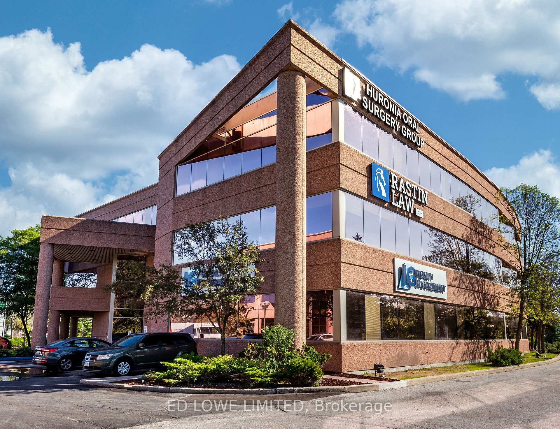 209 - 128 Wellington Street W Barrie Ontario Canada Lease commercial Dave Moore RE/MAX Hallmark Chay Realty, Brokerage*