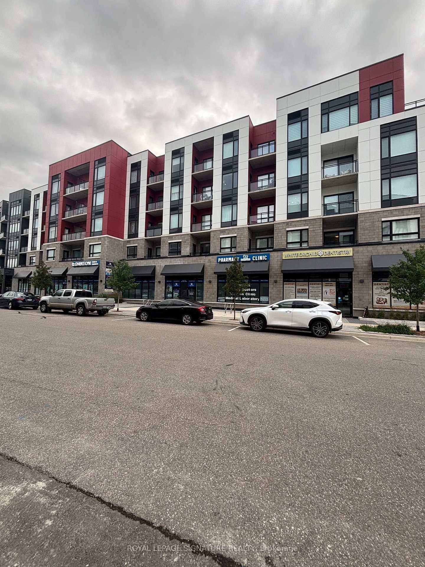 104 - 3265 Carding Mill Trail Oakville Ontario Canada Rent residential Sat Swaminathan ROYAL LEPAGE SIGNATURE REALTY, Brokerage*