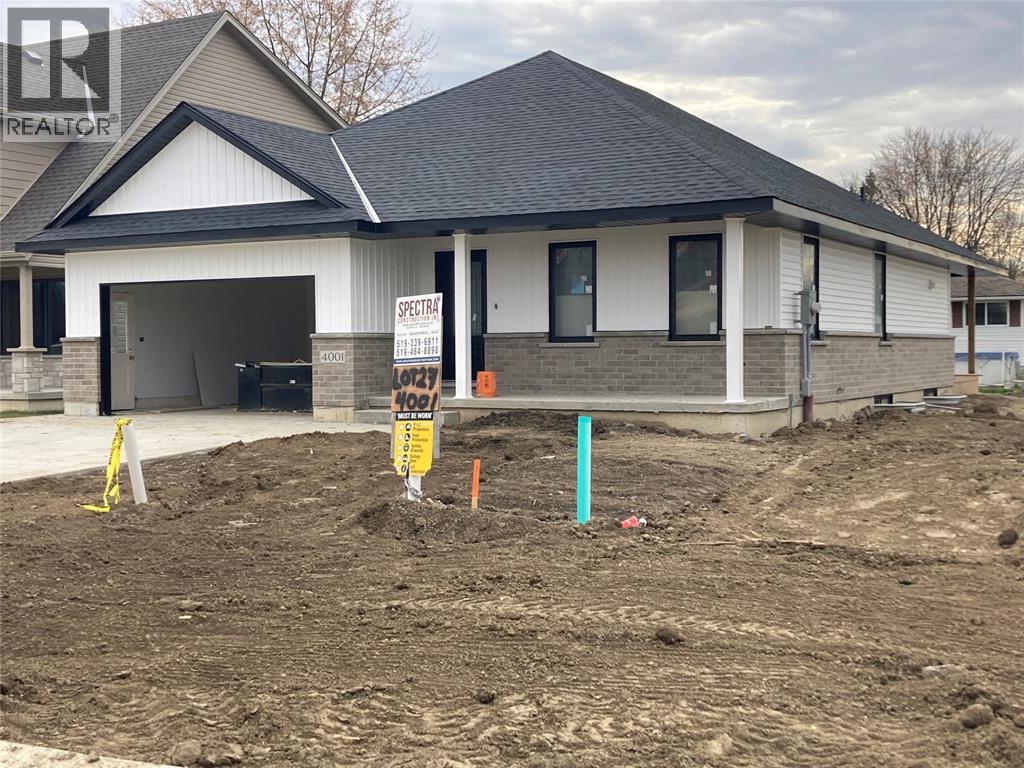 4001 GREENWOOD DRIVE Petrolia Ontario Canada Sale residential Kevin Thompson RE/MAX PRIME PROPERTIES UNIQUE GROUP, BROKERAGE