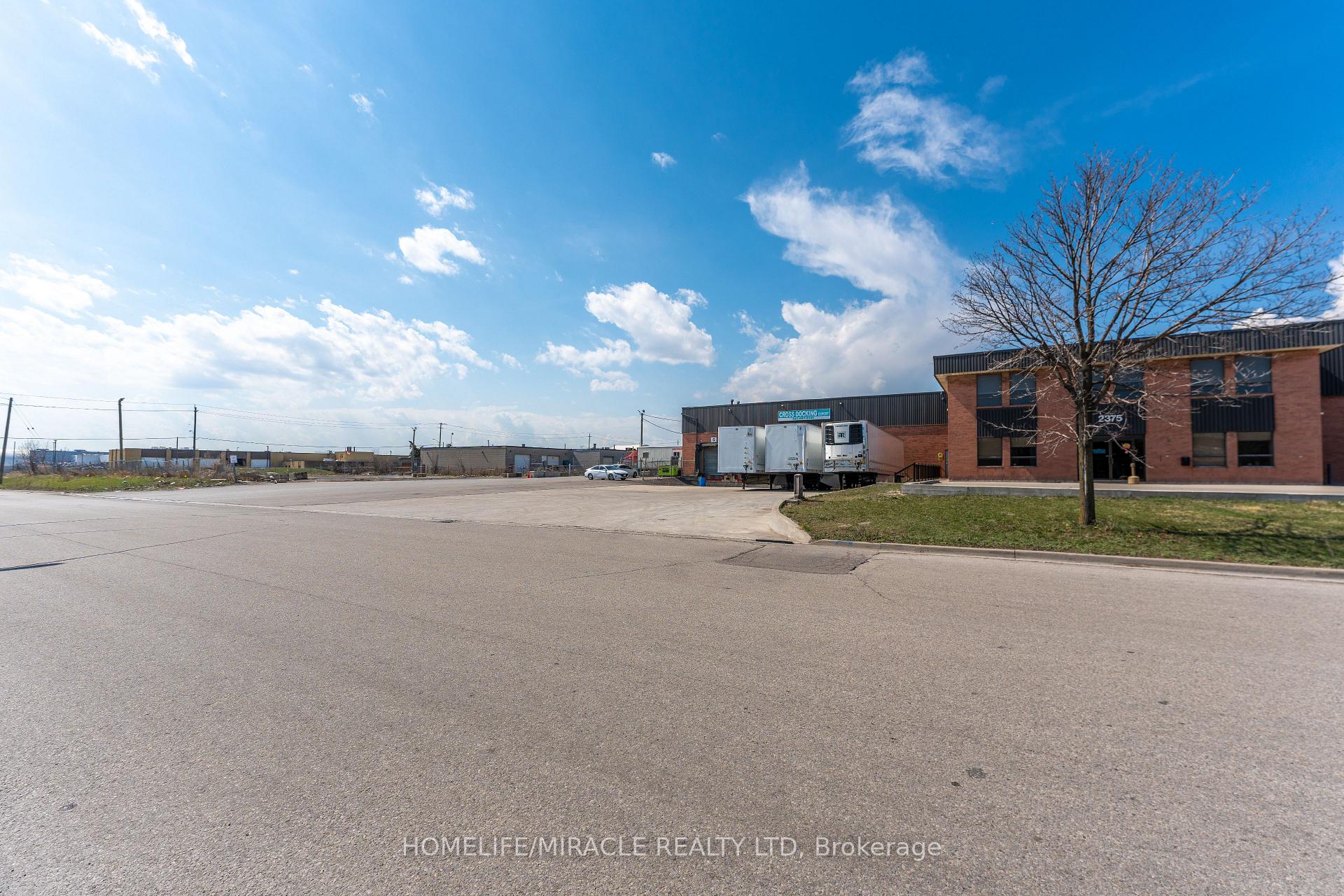2375 Lucknow Drive Mississauga Ontario Canada Lease commercial Bishan Sharma HomeLife/Miracle Realty Ltd, Brokerage *
