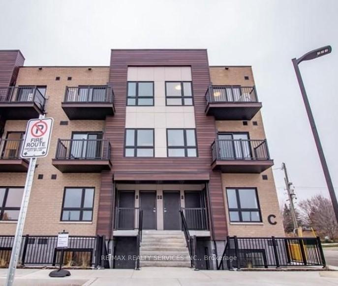 C11 - 10 PALACE Street Kitchener Ontario Canada Sale residential CJ Singh RE/MAX Realty Services Inc., Brokerage*