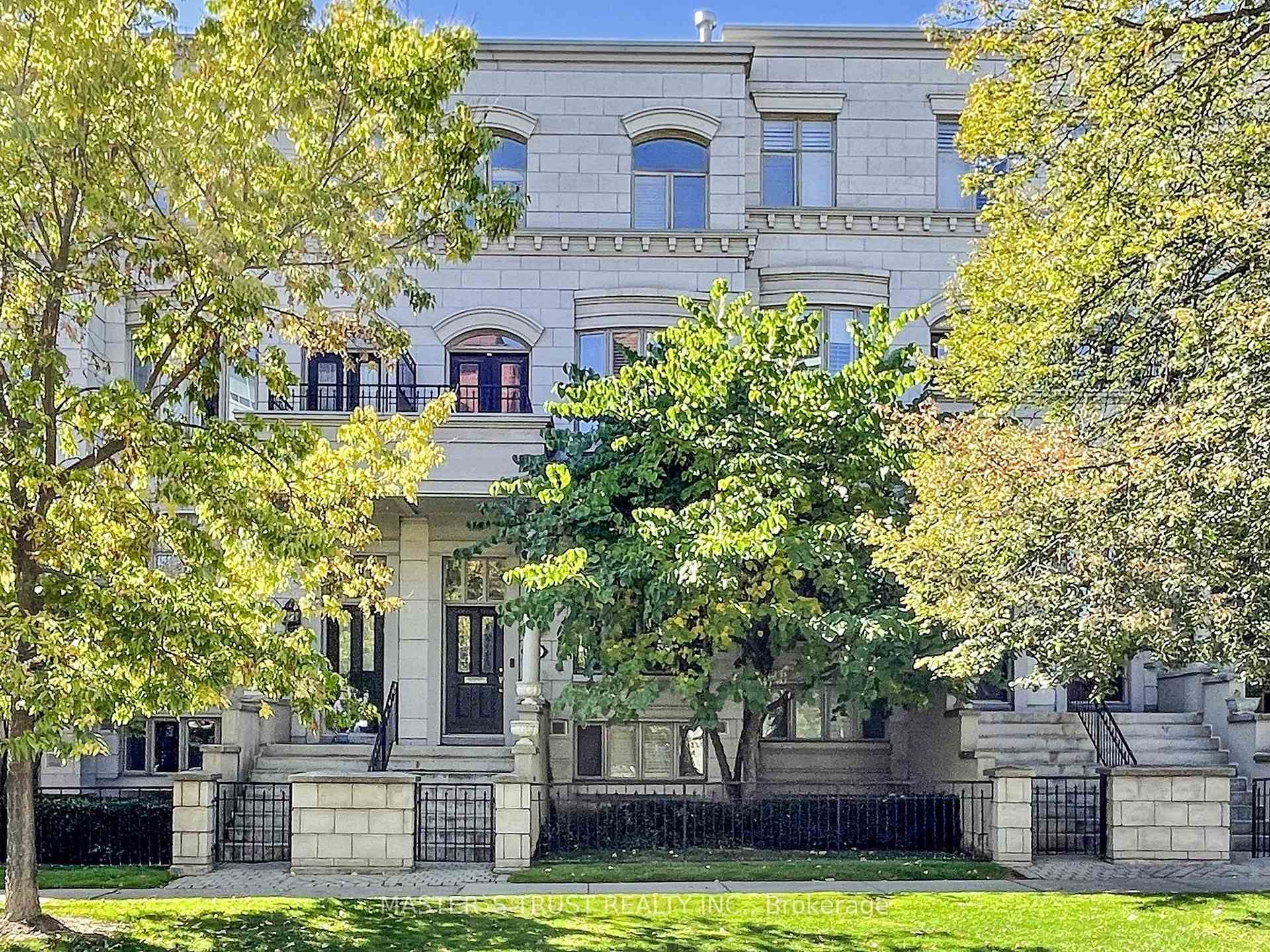 11 - 260 Russell Hill Road Toronto Ontario Canada Sale residential Angelo and Joanna Lionti FinchTown Realty Inc., Brokerage