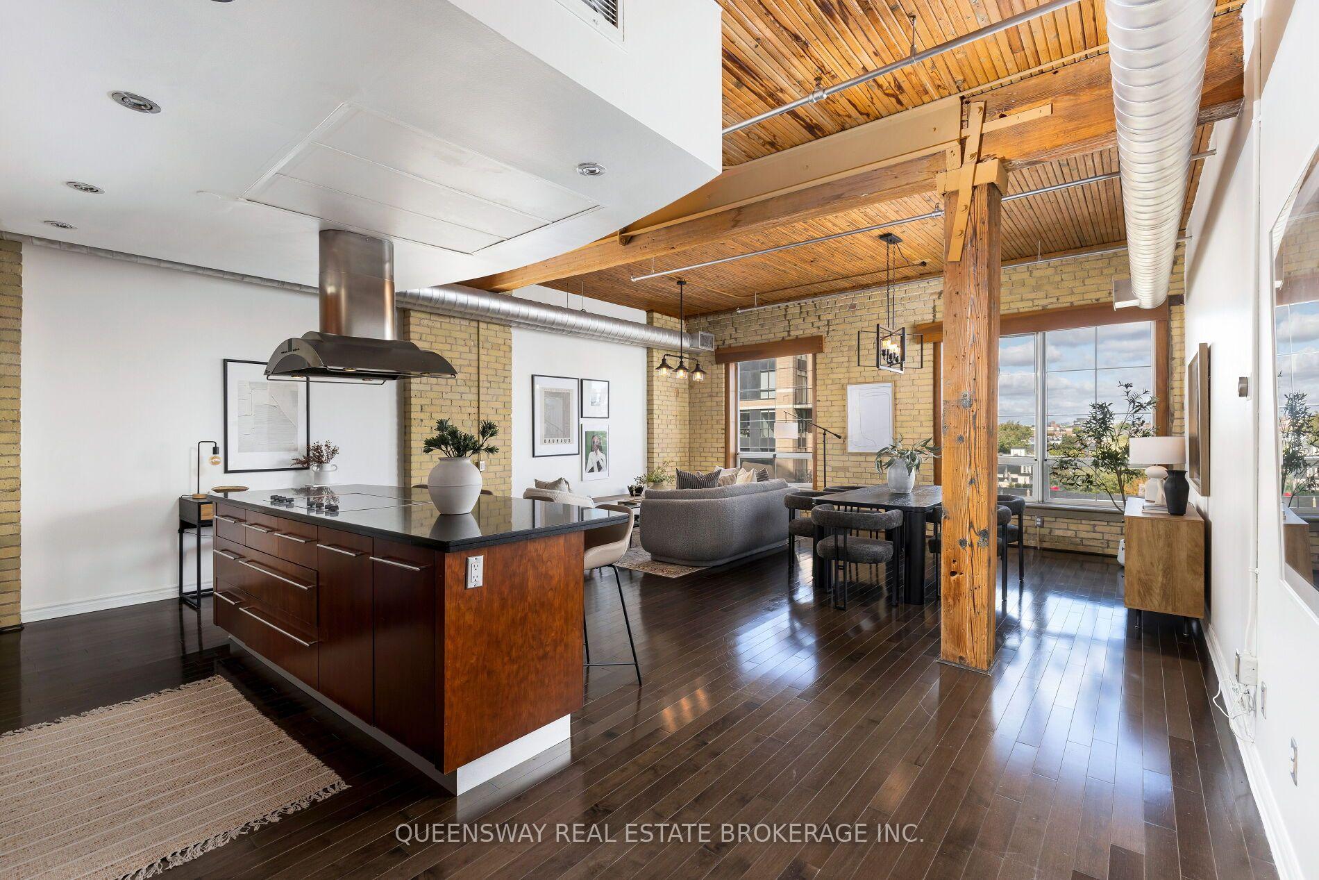 602 - 781 King Street W Toronto Ontario Canada Sale residential Shara Ansari QUEENSWAY REAL ESTATE BROKERAGE INC.