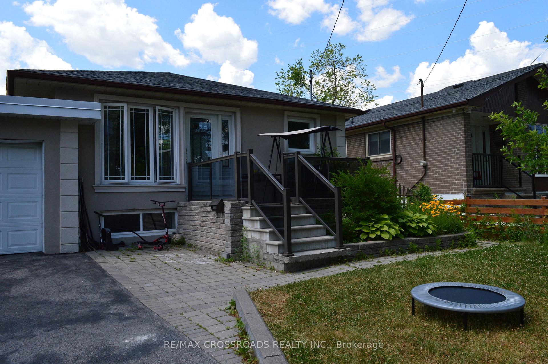 44 Romulus Drive Toronto Ontario Canada Rent residential Sujan Shan RE/MAX CROSSROADS REALTY INC, Brokerage*