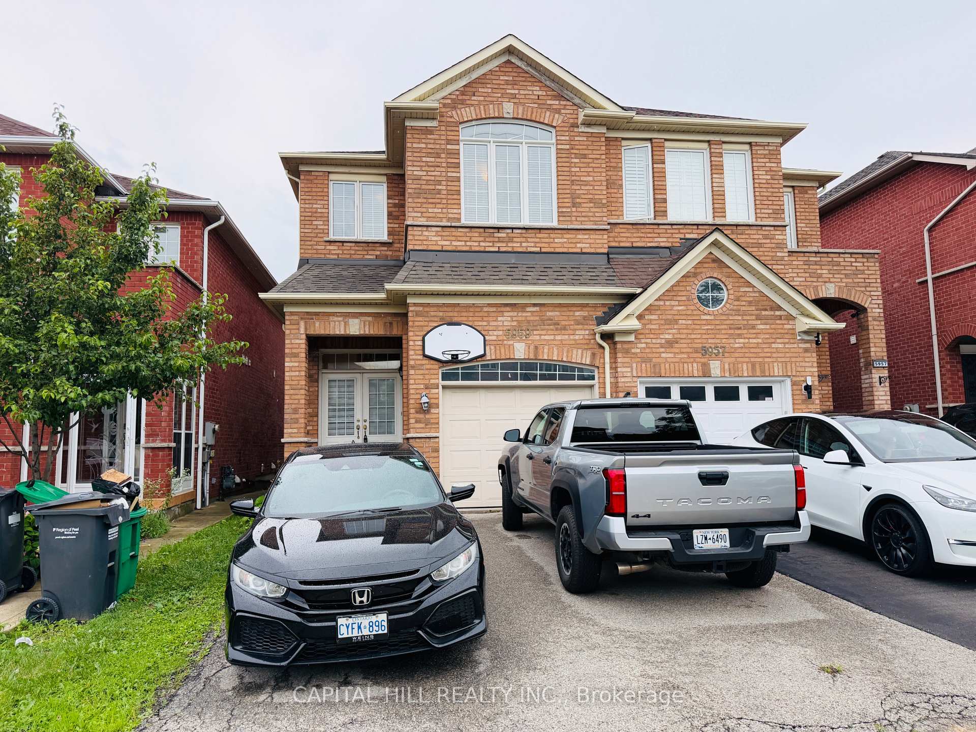 Upper - 5959 Stonebriar Crescent Mississauga Ontario Canada Rent residential Cliff Barron RE/MAX Real Estate Centre, Inc., Brokerage *