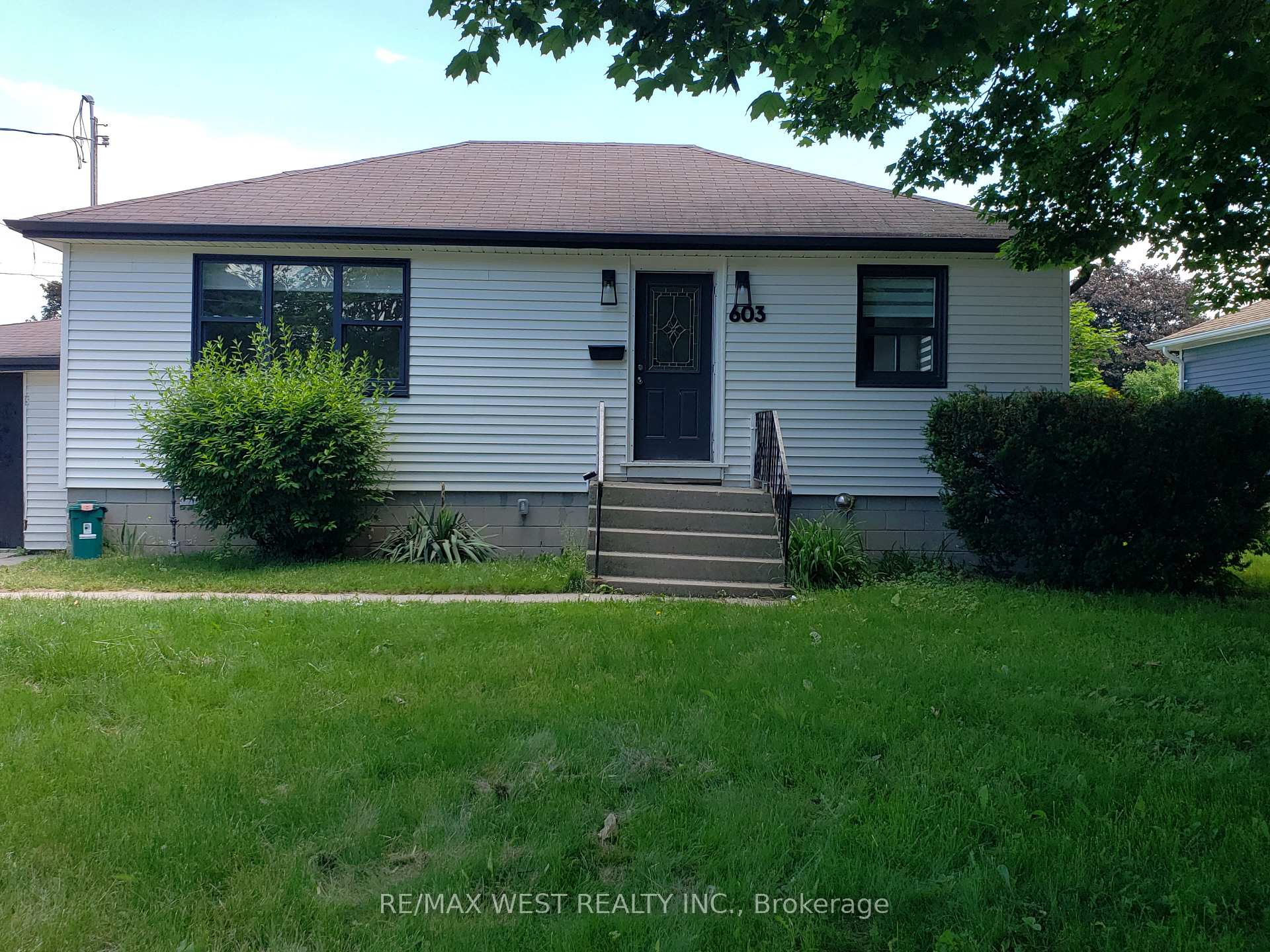 Basement - 603 Anderson Street Whitby Ontario Canada Rent residential Mike McMahon Right at Home Realty, Brokerage*