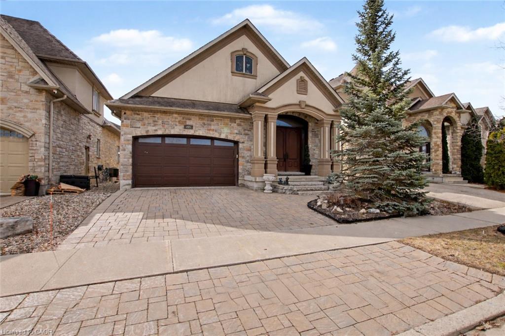 205 Paige Place Kitchener Ontario Canada Sale residential Rob Piombini HomeLife Power Realty Inc., Brokerage *