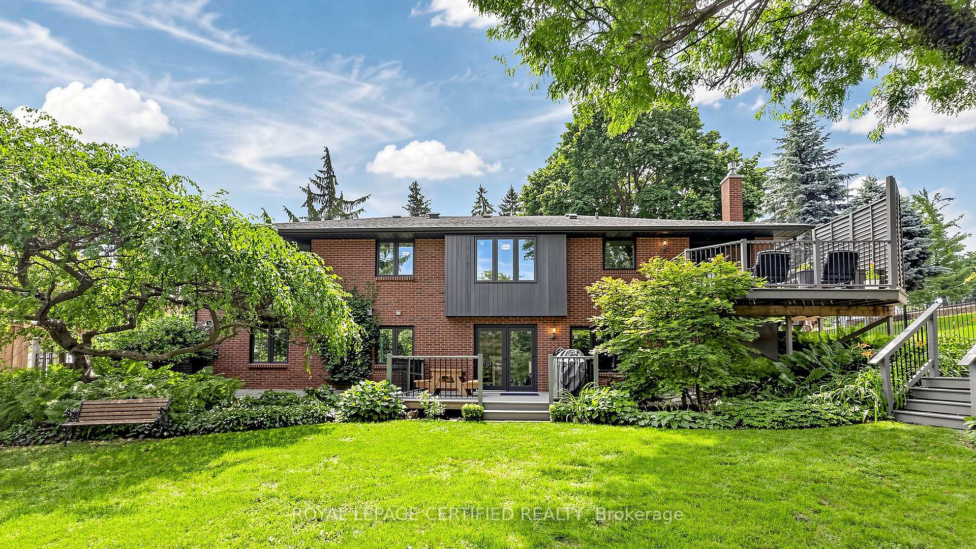 438 Lexington Road Waterloo Ontario Canada Sale residential Florina Craiu-Botan Royal Lepage Certified Realty, Brokerage*