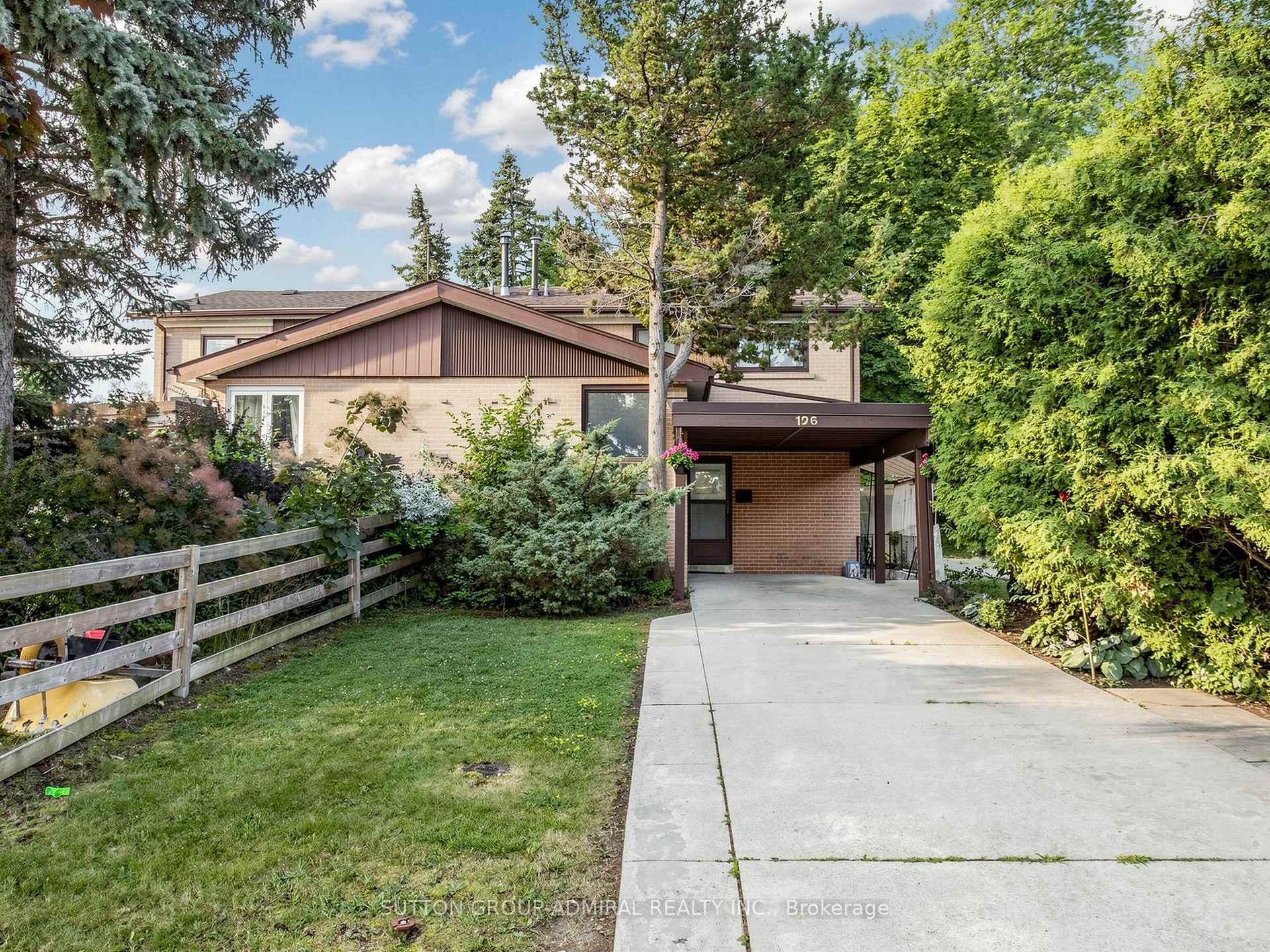 126 Chelmsford Avenue Toronto Ontario Canada Sale residential Oleg Belgorodskii Sutton Group-Admiral Realty Inc., Brokerage *