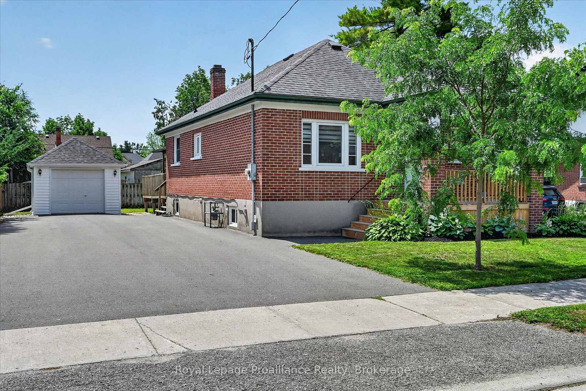 107 Morrow Street Peterborough Ontario Canada Sale residential TRUDY WILSON RE/MAX Eastern Realty Inc. Brokerage*