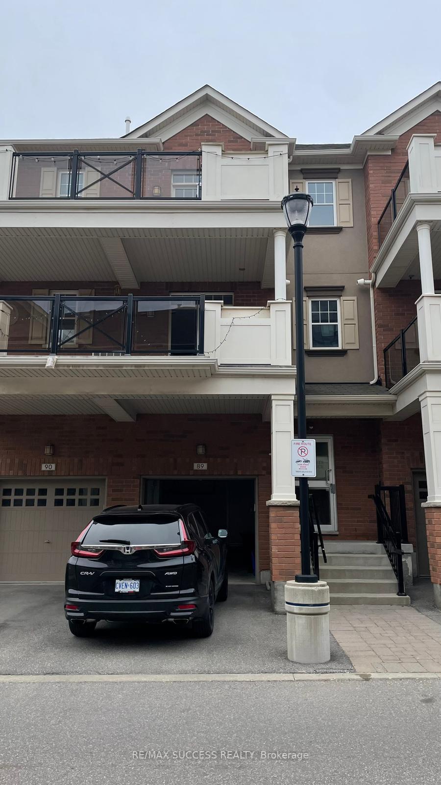 205 - 269 Georgian Dr Drive Oakville Ontario Canada Rent residential Diamond Omari RE/MAX Success Realty, Brokerage*