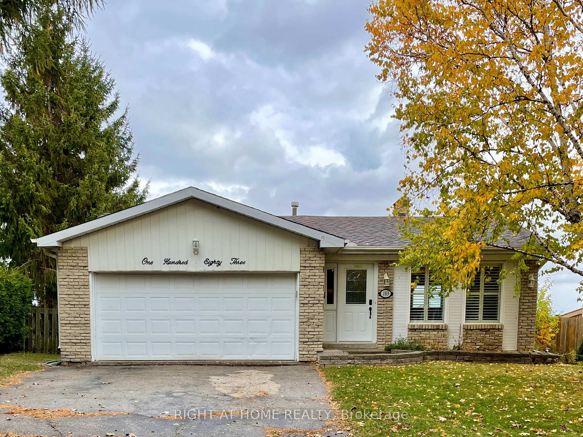 Upper - 183 Autumn Hill Crescent Kitchener Ontario Canada Rent residential Phil Brown Right at Home Realty, Brokerage*
