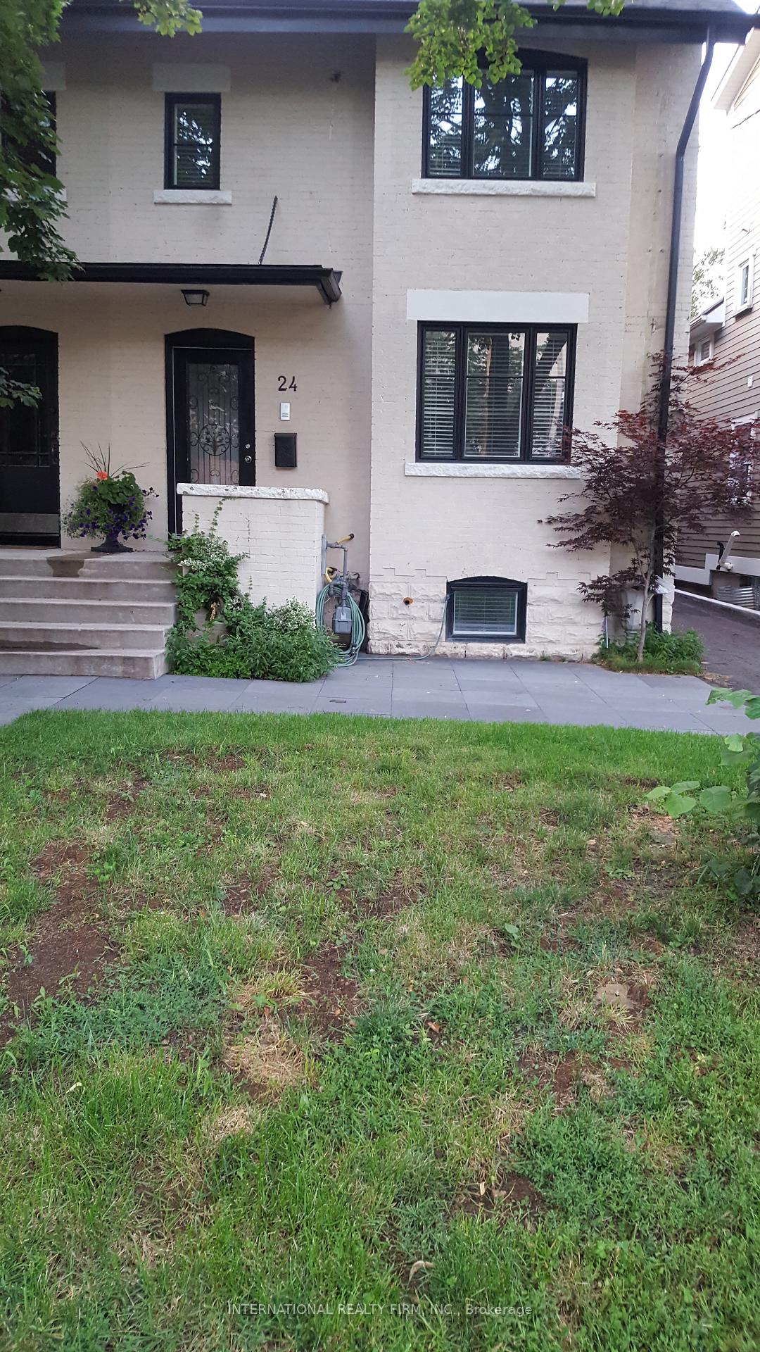 Lower - 24 Duggan Avenue Toronto Ontario Canada Rent residential David LeMesurier International Realty Firm Inc.