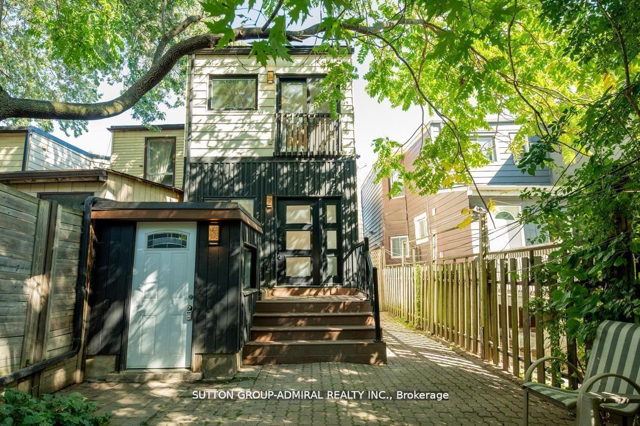 Bsmt - 70 Carlaw Avenue Toronto Ontario Canada Rent residential ABDULLAH YASIN Sutton Group-Admiral Realty Inc., Brokerage *