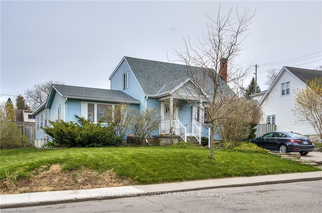 A - 29 Marshall Street Waterloo Ontario Canada Rent residential Hussain Alhomairy Royal LePage Signature Realty, Brokerage