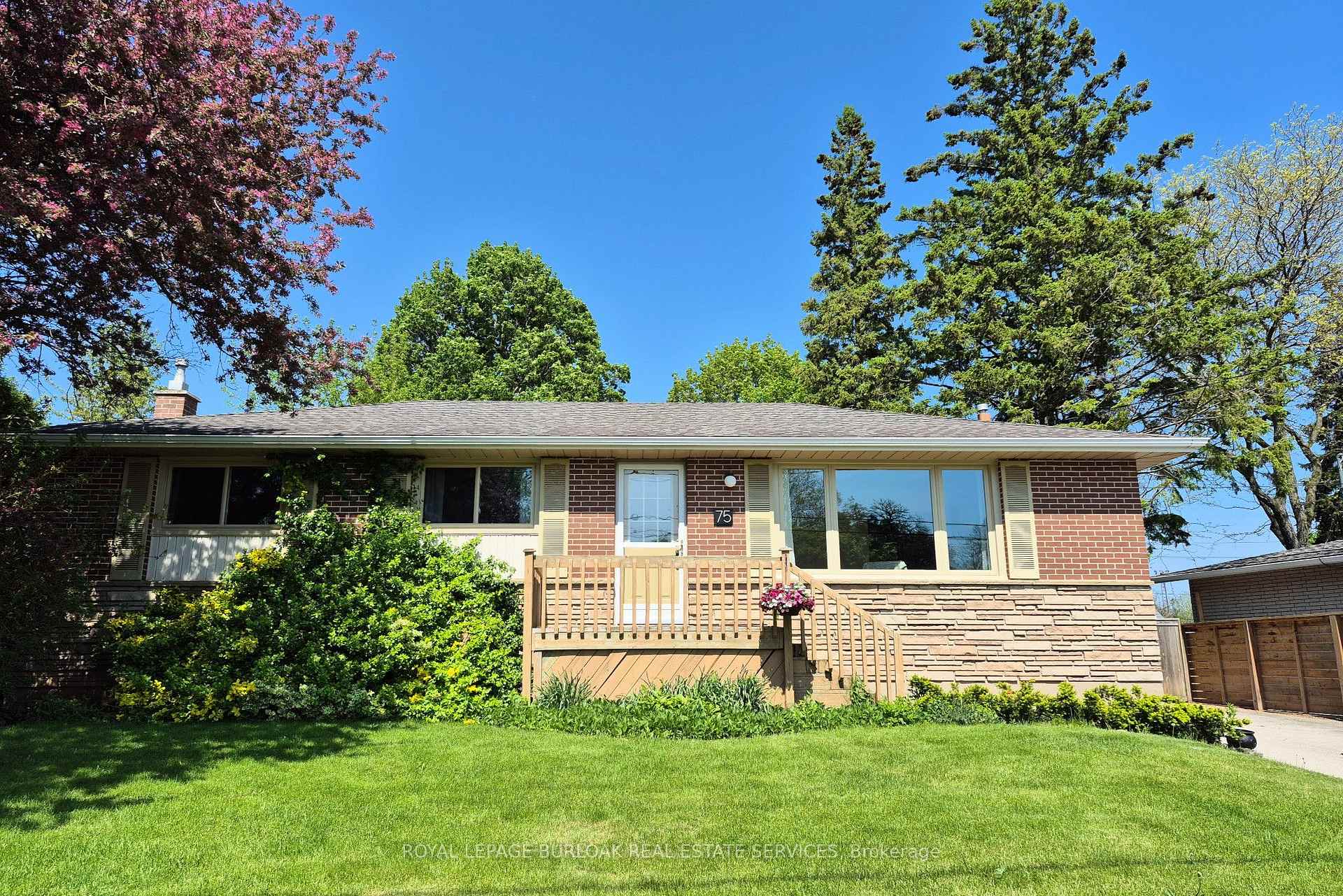 75 Flamboro Street Hamilton Ontario Canada Sale residential Yama Saighani Kingsway Real Estate, Brokerage