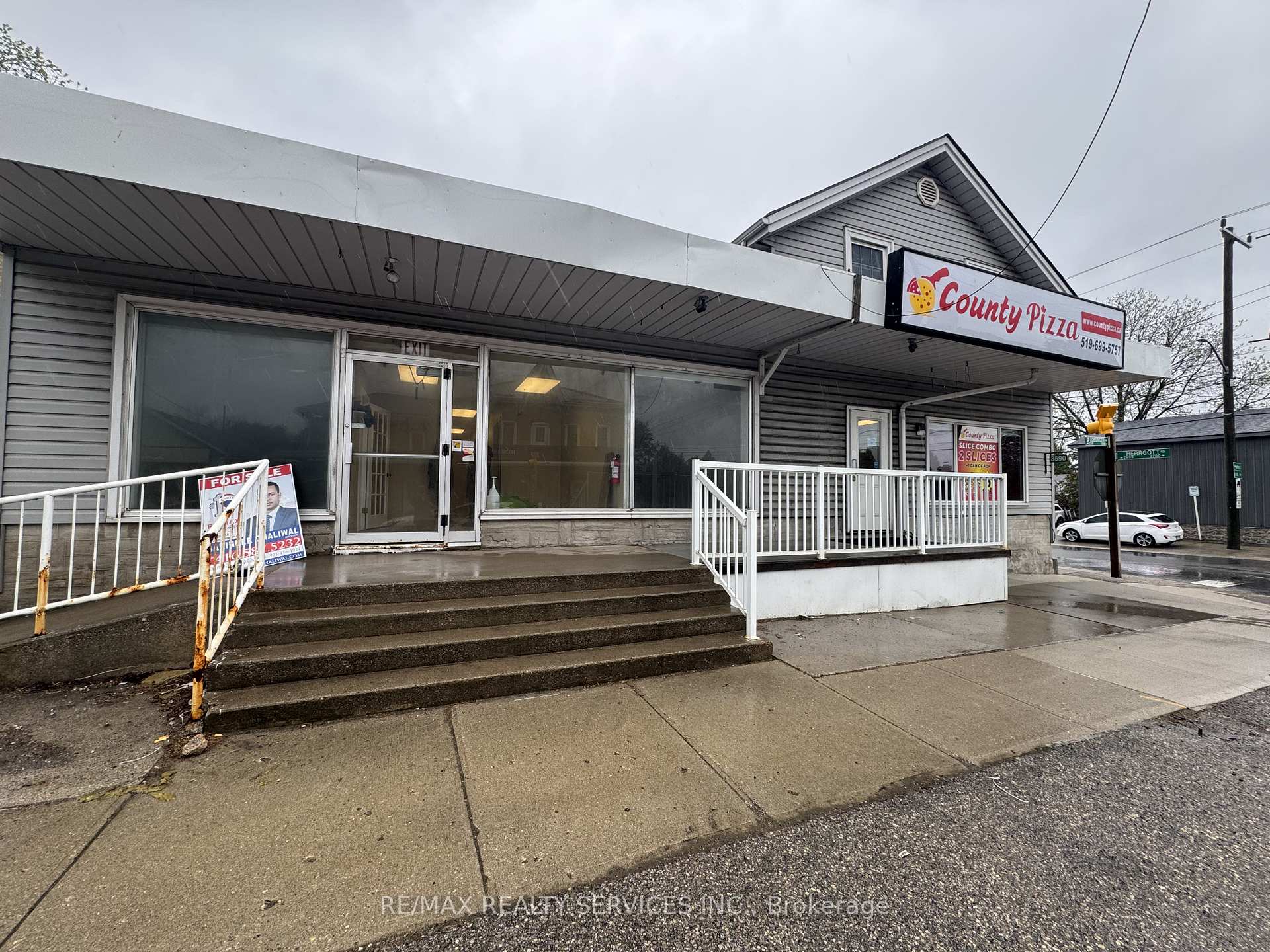 2 - 3590 Lobsinger Line Woolwich Ontario Canada Sale commercial Gary Bhinder RE/MAX Realty Services Inc., Brokerage*