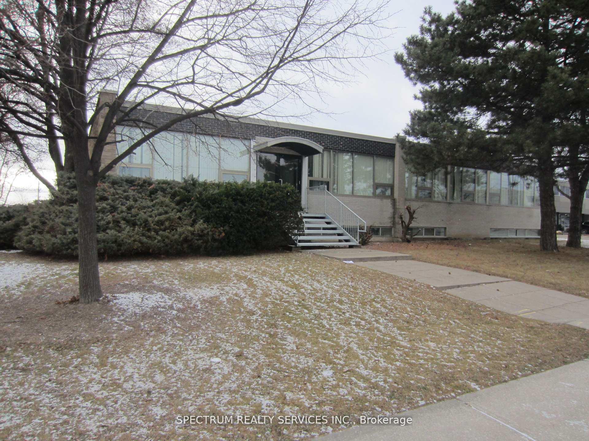 Unit A - 76 Signet Drive Toronto Ontario Canada Lease commercial Lazlo Vavrovics Spectrum Realty Services Inc., Brokerage *